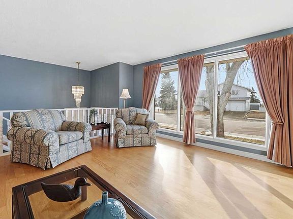 4th image of 14 W Rasmussen Pl