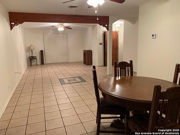 3rd image of 322 Green Meadow Blvd