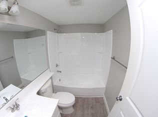 13824 Arthur Ave, Paramount, CA 90723