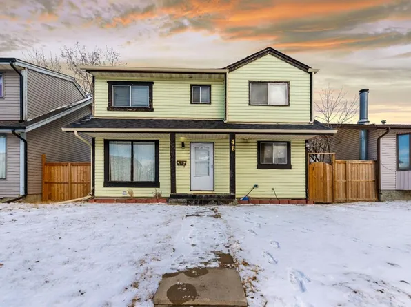 48 W Falton Way NE, Calgary, AB T3J 1K4