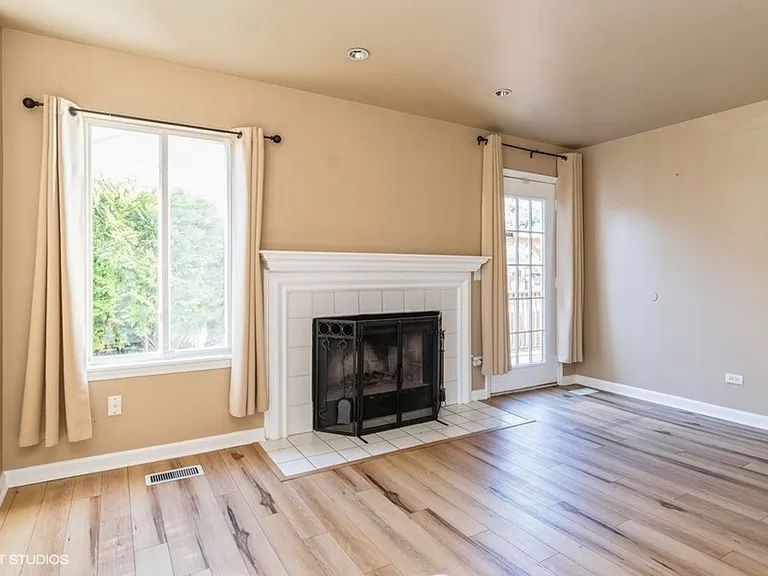 2423 Durango Ln — Photo 4
