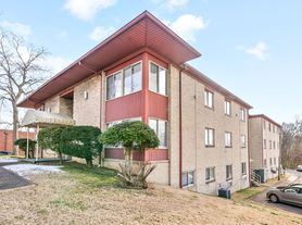 Madison Manor-612-(2)