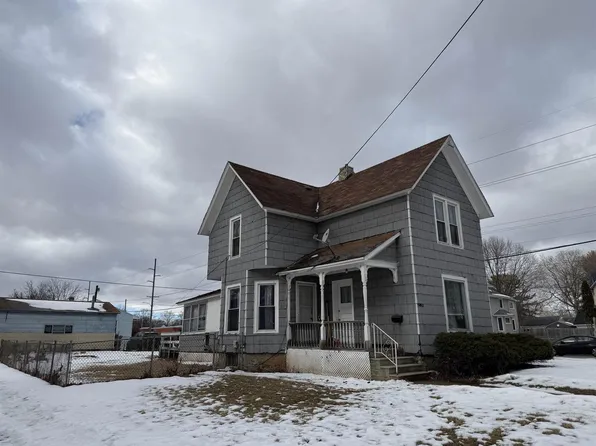 1052 8th Street, Beloit, WI 53511