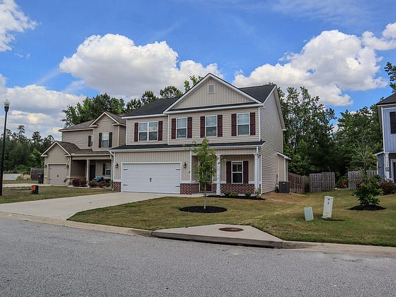 4th image of 1305 Batchelor Court