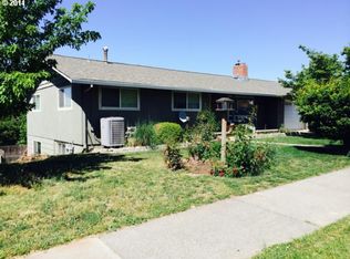 1409 E 19th St, The Dalles, OR 97058