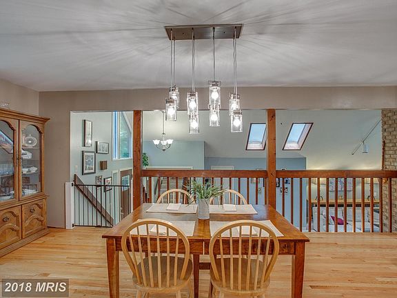 4th image of 10551 River Run Ct