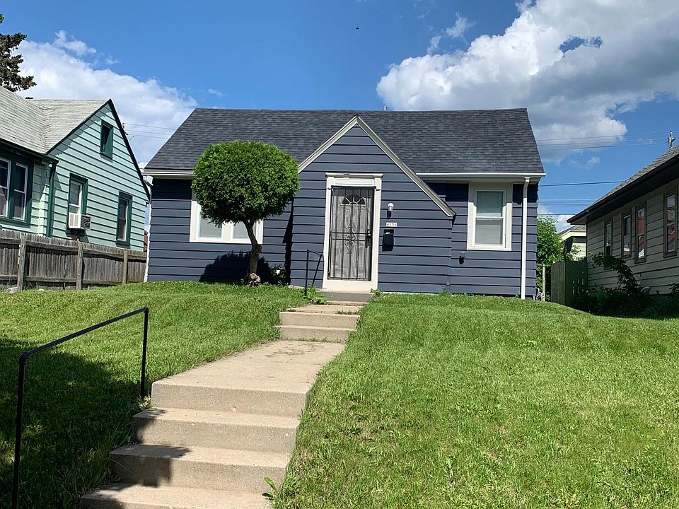 Front of house - NEW ROOF AND PAINT