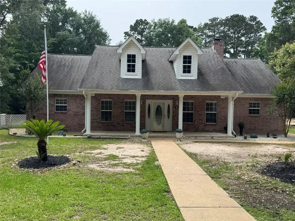 17 Cottonwood Rd, Trinity, TX 75862