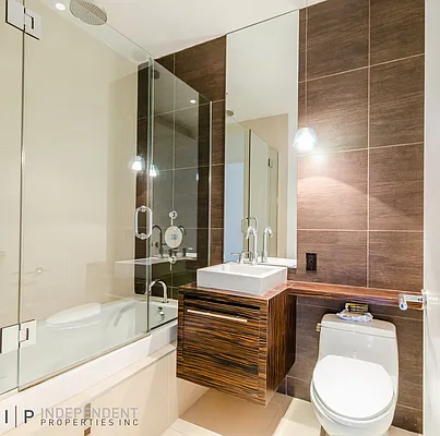 Rented by Independent Properties NYC Inc | media 16