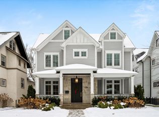 1119 Forest Ave, Wilmette, IL 60091