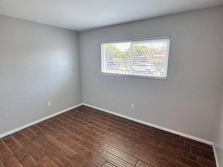 17441 Jacquelyn Ln — Photo 12