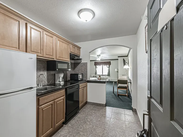 1025 Swanson St — Photo 77