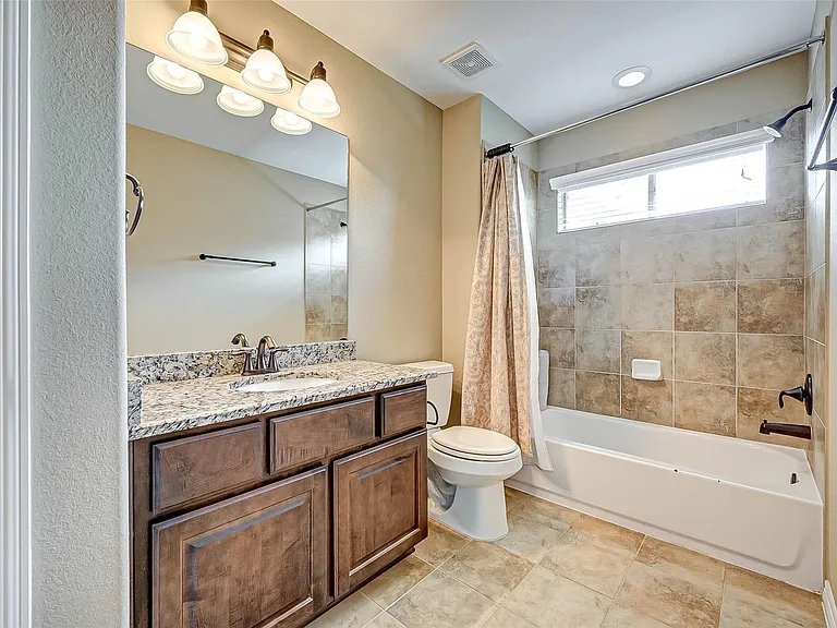 2914 Cotswold Ln — Photo 25