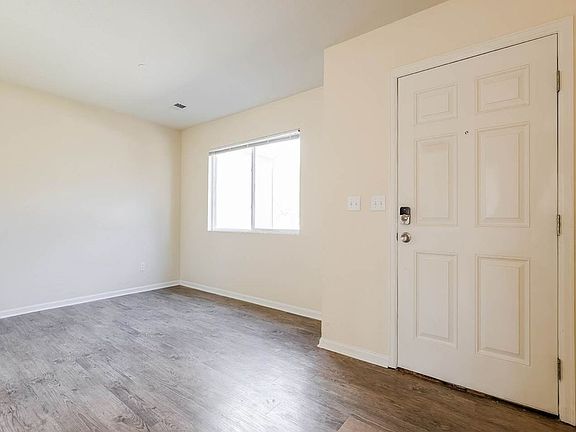 4th image of 4505 Andes St