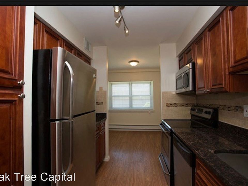 1st image of 292 Piermont Ave