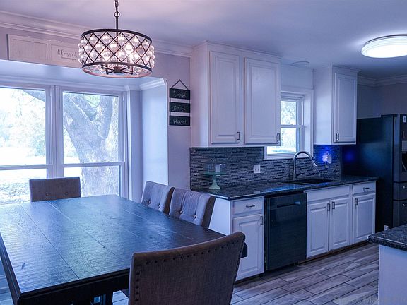 5th image of 14213 Elmbridge Ave