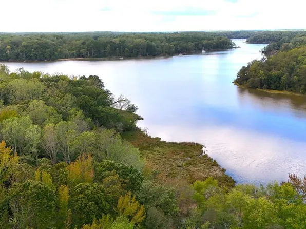 10 Rowes Landing Rd, Heathsville, VA 22473