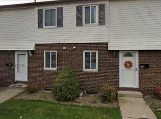 15 Fox Ct, Rochester, NY 14606