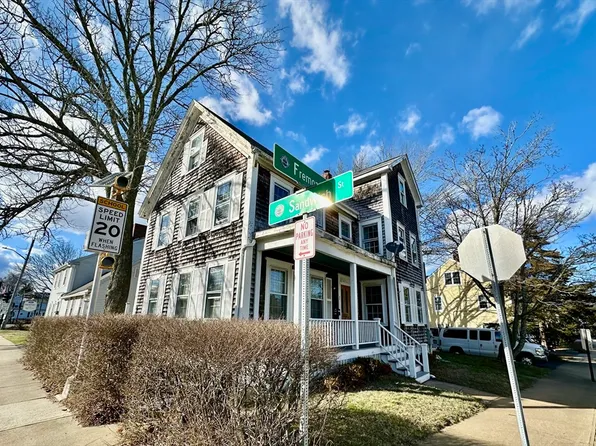2 Fremont St, Plymouth, MA 02360