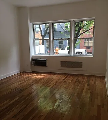 Rented by Manhattan Flats | media 23