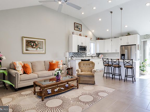 5th image of 33837 N Hampton Cir #31
