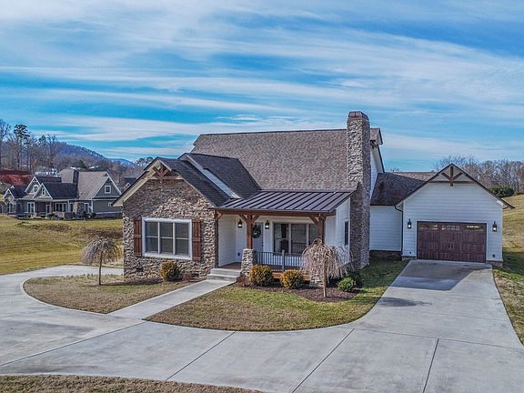 4th image of 1562 Pullen Rd