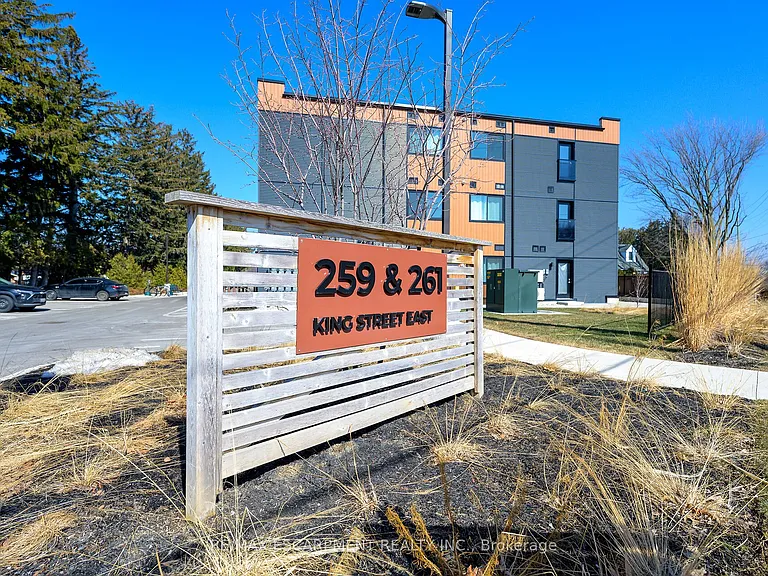 261 King St E #302 — Photo 1