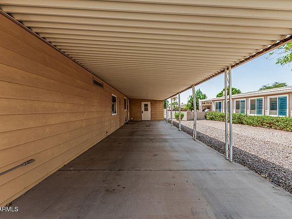 3rd image of 9402 E OLIVE Lane S