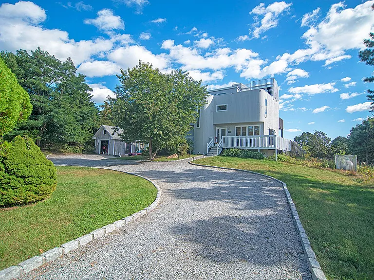 76 Blackwatch Ct — Photo 6