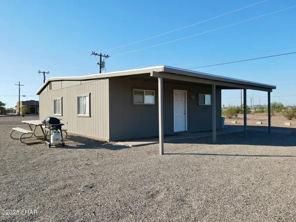 44350 Short St, Bouse, AZ 85325