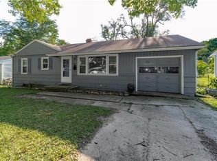 5540 N Woodland Ave, Kansas City, MO 64118