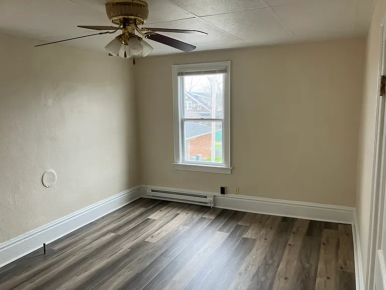 332 Lynda Ct #2 — Photo 11