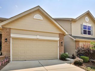 5124 Suson Ridge Dr, Saint Louis, MO 63128