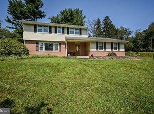 2419 Graydon Rd, Wilmington, DE 19803