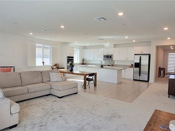 3rd image of 30564 Oak Summit Dr
