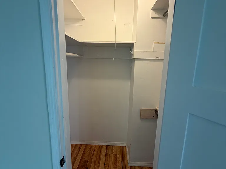 1149 22nd St — Photo 38