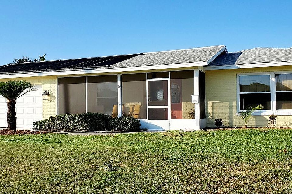 1st image of 19 Wisteria Dr