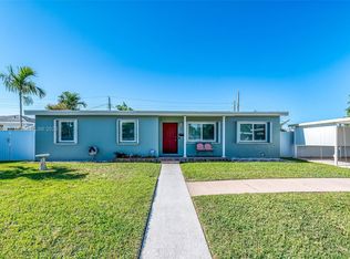 11020 SW 52nd Dr, Miami, FL 33165