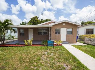 5028 SW 20th St, West Park, FL 33023