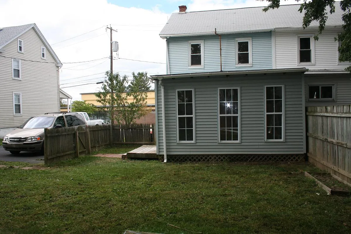 115 Saint Elmo Street — Photo 3