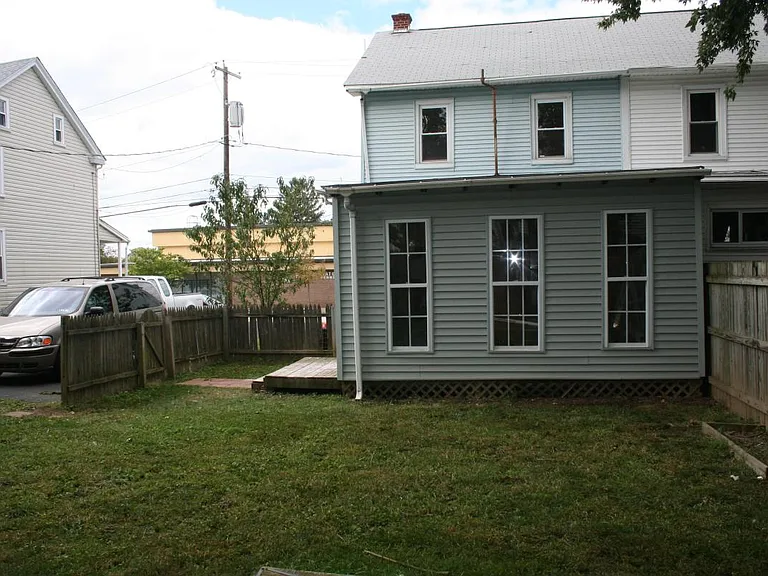 115 Saint Elmo St — Photo 3
