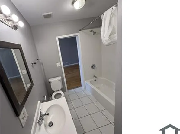7801 S Paulina St APT 3, Chicago, IL 60620