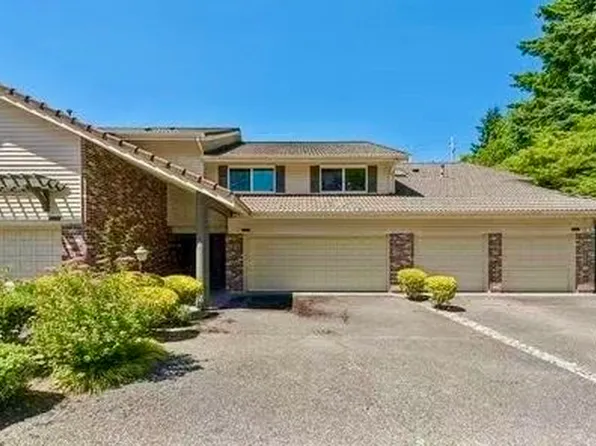 1285 140th Pl NE, Bellevue, WA 98007