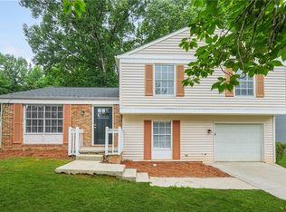 1432 Shenta Oak Dr, Norcross, GA 30093