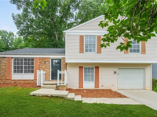 1432 Shenta Oak Dr, Norcross, GA 30093