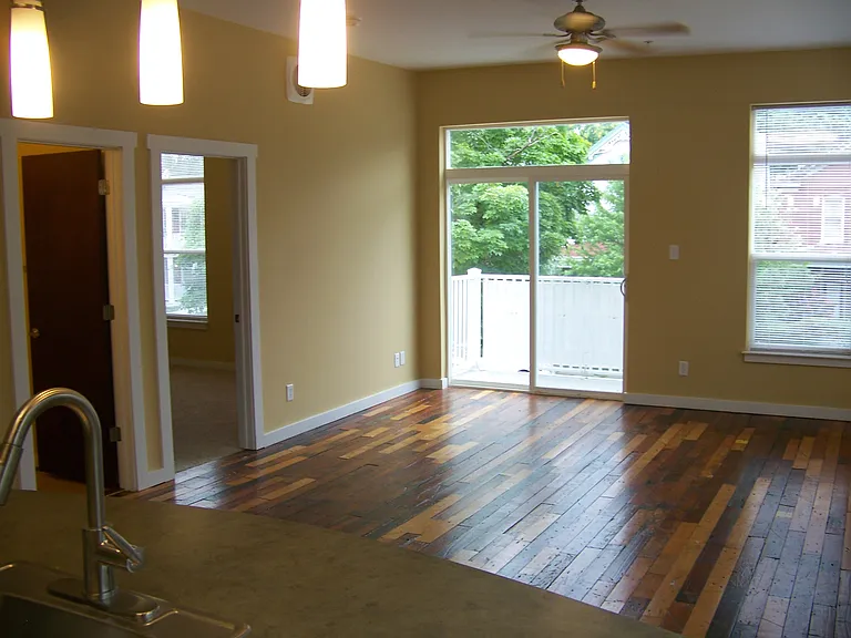 1000 Porter St #10 — Photo 12