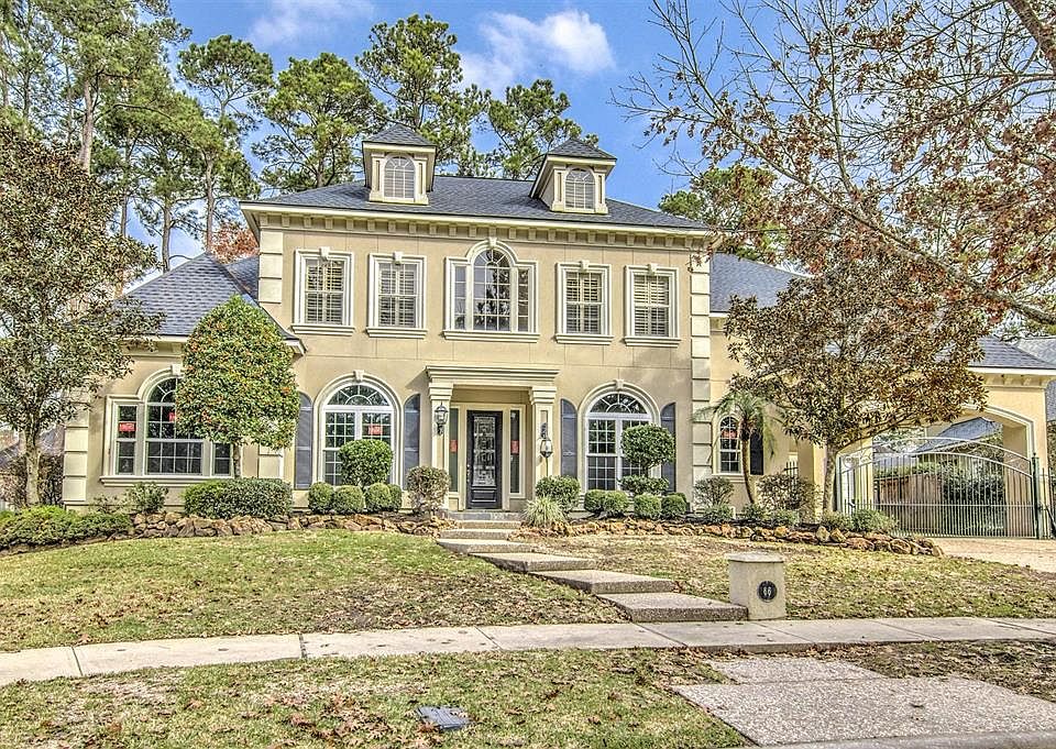 1st image of 66 Kingwood Greens Dr