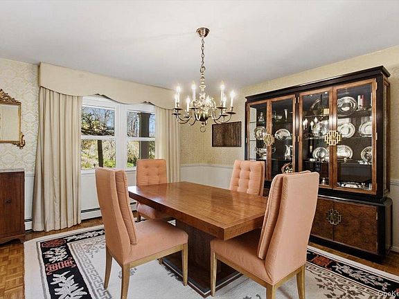 5th image of 73 Cedar Hill Road