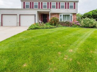 1527 King William Dr, Baltimore, MD 21228