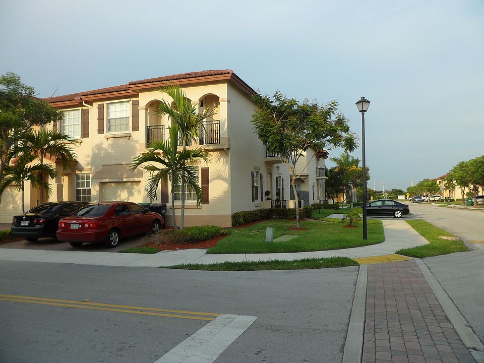 2nd image of 13345 SW 128th Psge